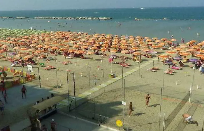 Avana Mare 3* Rimini