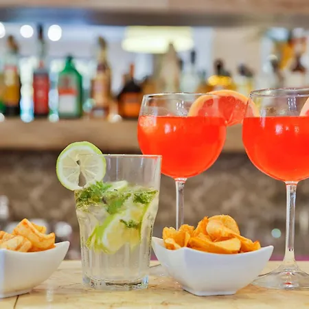 Avana Mare فندق 3*