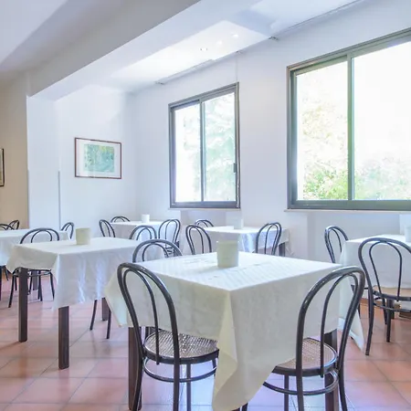 Avana Mare Hotell 3*