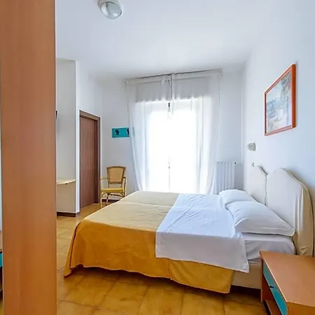Avana Mare 3*