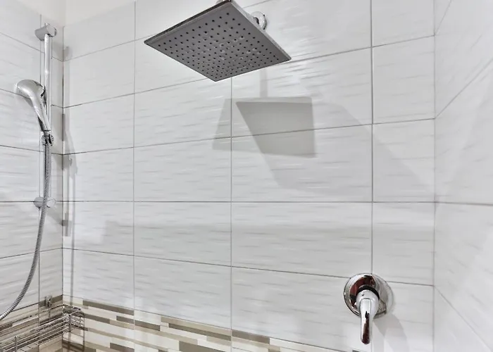 Avana Mare ريميني