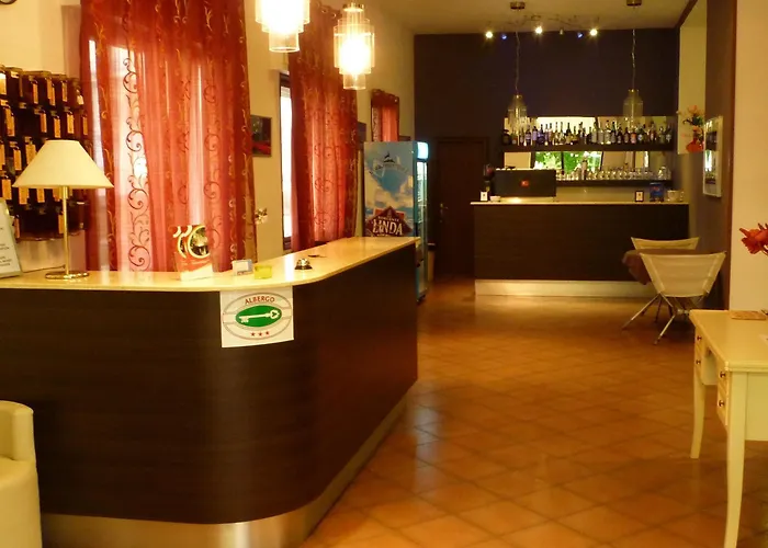 Avana Mare فندق ريميني